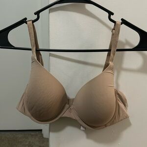 Victoria’s Secret Adjustable Padded Bra size 38B